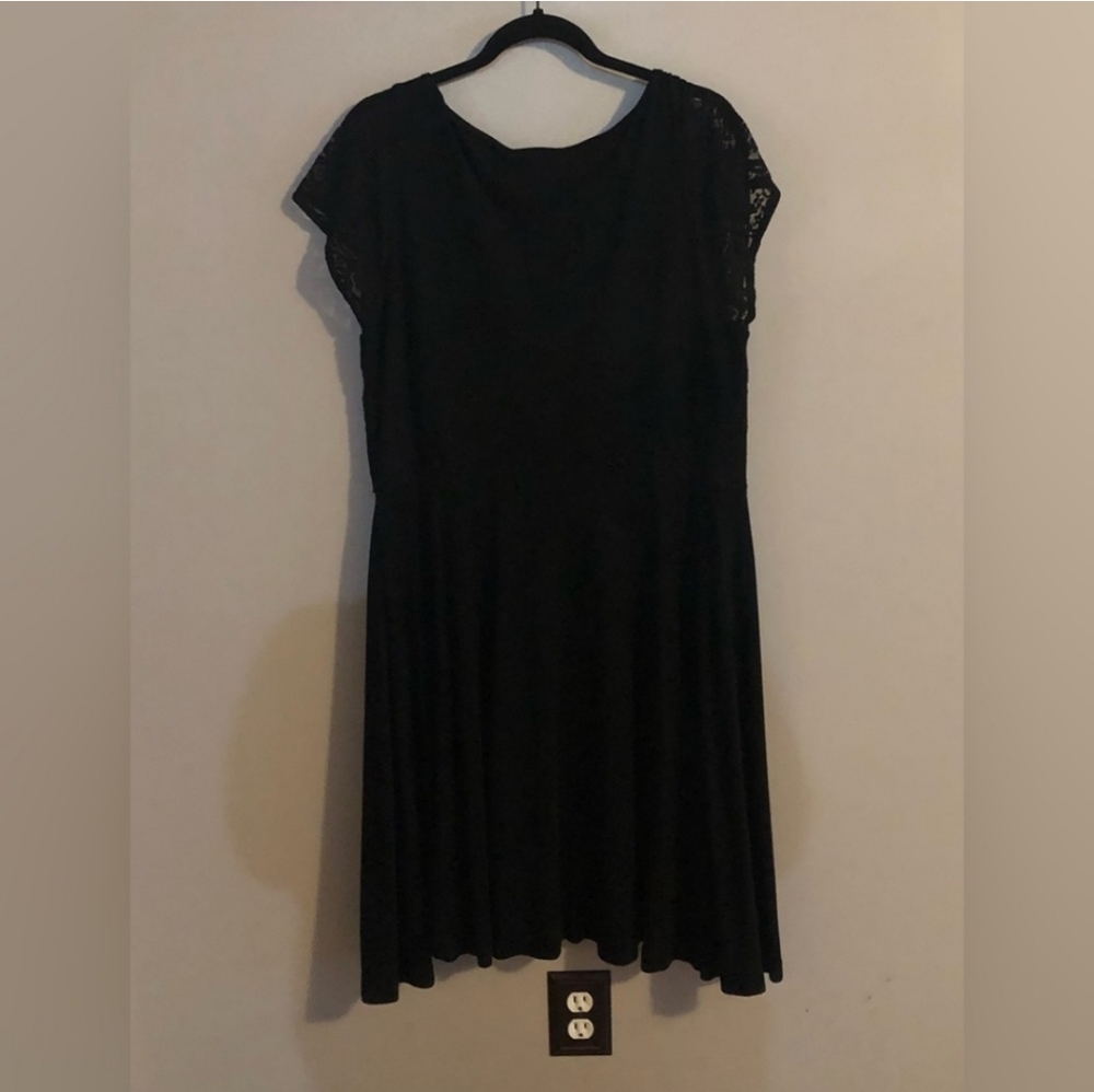 torrid | Black Short Sleeve Lace Illusion Skatet Dress - Picture 2 of 5